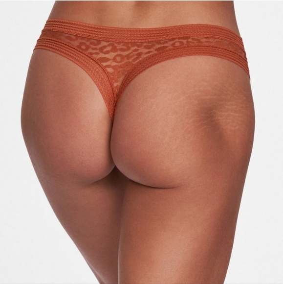 "Demi" Frederick's Of Hollywood Lace Bonbay Brown Thong Size 1X - Picture 6 of 9